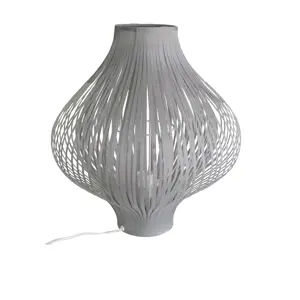 Estila Moderní šedá stolní lampa Gris s oválným textilním stínítkem s lineárním designem 44 cm